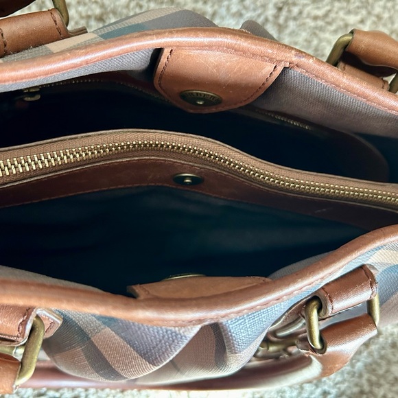 Authentic Burberry Smoked Ckeck Northfield Tote - Picture 16 of 16